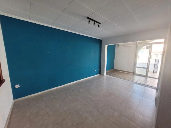 Chalet adosado en avenida Deva, 125