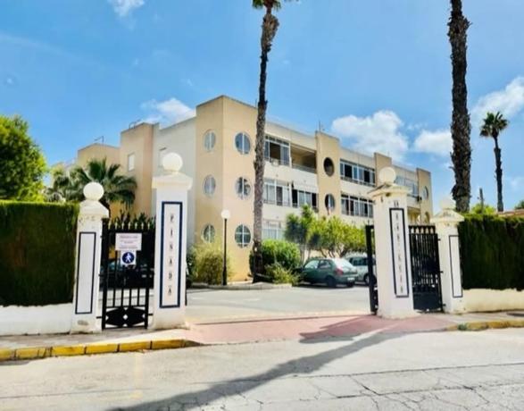 Piso en avenida Robleda