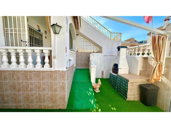 Casa independiente en calle Río Támesis