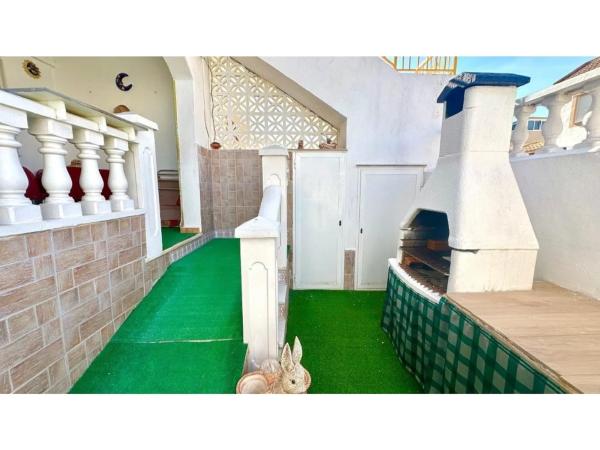 Casa independiente en calle Río Támesis