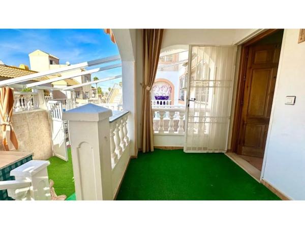 Casa independiente en calle Río Támesis