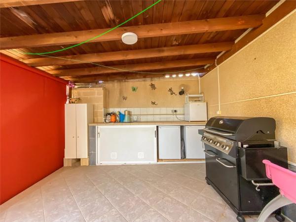 Casa independiente en calle Puccini