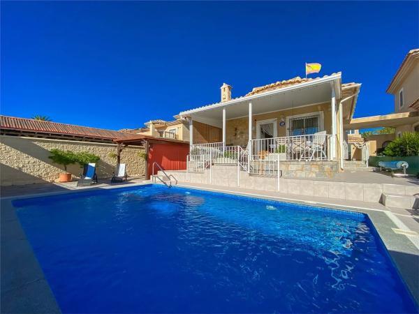 Casa independiente en calle Puccini