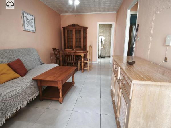 Chalet adosado en calle José Fuentes