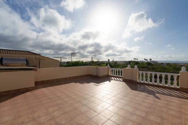 Chalet adosado en Correo Paraje Natural II