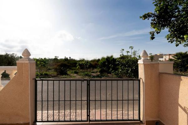 Chalet adosado en Correo Paraje Natural II