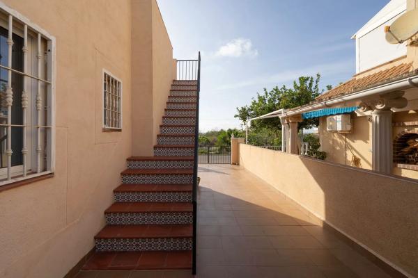 Chalet adosado en Correo Paraje Natural II