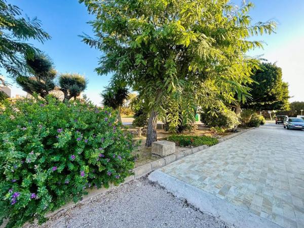 Chalet en avenida Deva, 23