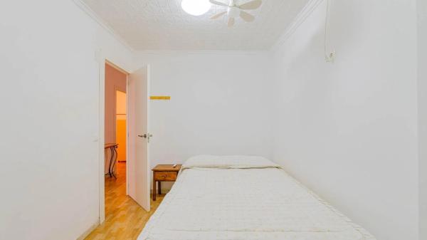 Casa independiente en calle de las Amapolas, 963 -977