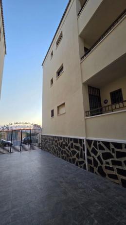 Piso en Av Robleda, 2