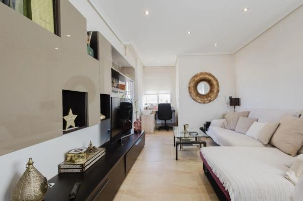 Casa independiente en calle Milan