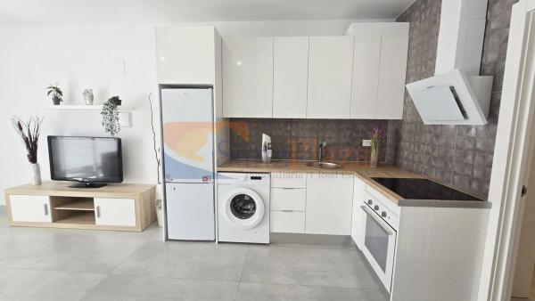 Chalet adosado en avenida Adradas