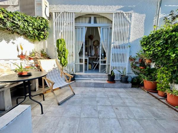 Chalet adosado en calle Camas, 307