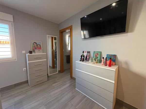 Casa independiente en calle Cruz del Sur, 34