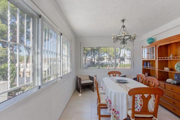 Chalet en Barrio Los Balcones - Los Altos del Edén