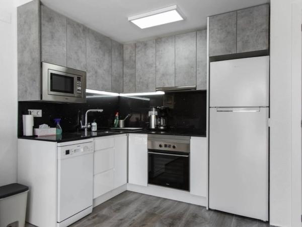 Chalet adosado en calle Ruidera, 87