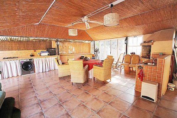 Casa independiente en calle Campoamor