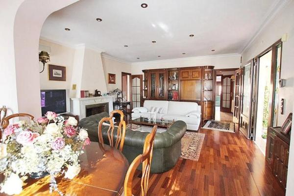 Casa independiente en calle Campoamor