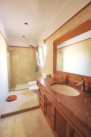 Casa independiente en calle Campoamor