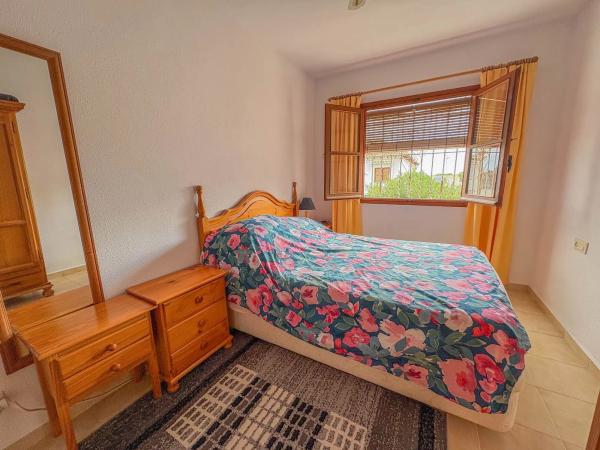 Piso en calle Enol, 90