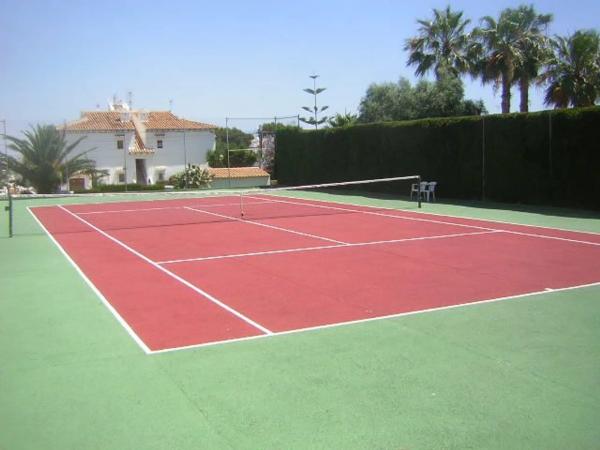 Piso en calle Enol, 90