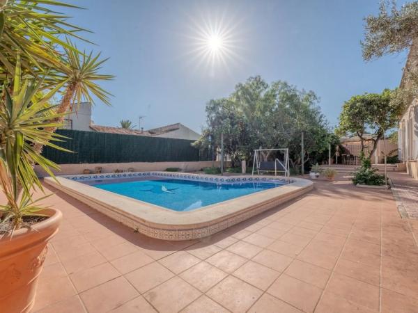 Chalet en Barrio Los Balcones - Los Altos del Edén