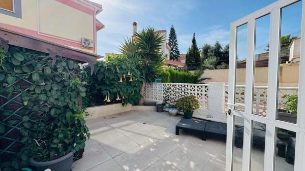 Chalet en Barrio Los Balcones - Los Altos del Edén