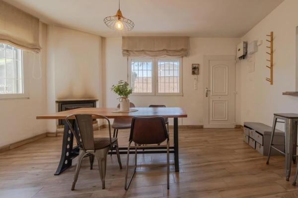 Casa independiente en calle Germanías Bal