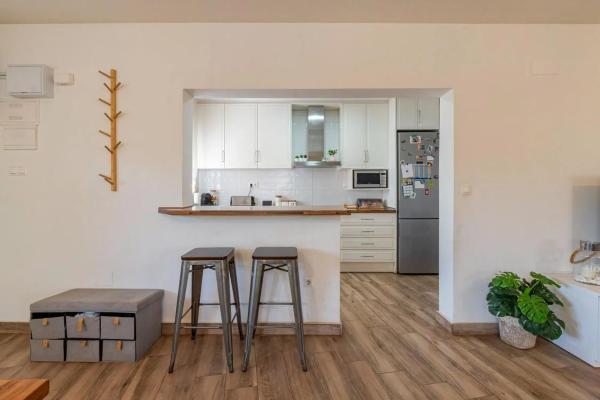 Casa independiente en calle Germanías Bal