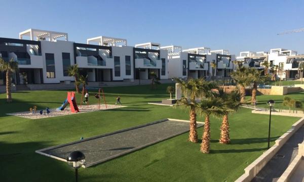 Ático en Barrio Los Balcones - Los Altos del Edén