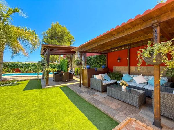 Chalet pareado en calle Asturias Bal