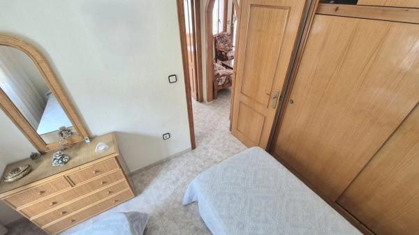 Chalet adosado en calle Moncayo, 27