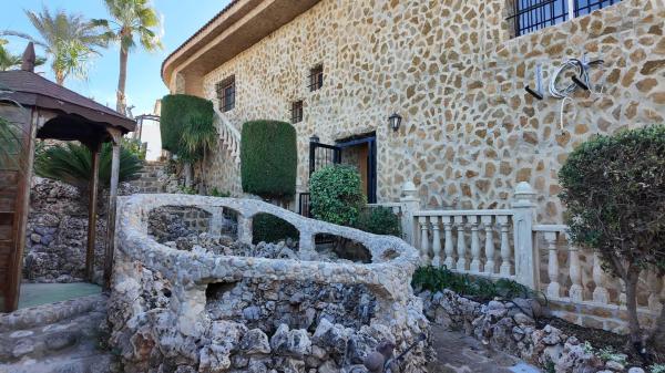 Casa independiente en Av Torrevieja Bal, 177