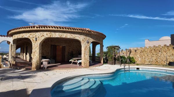 Casa independiente en Av Torrevieja Bal, 177