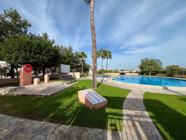 Ático en Barrio Los Balcones - Los Altos del Edén