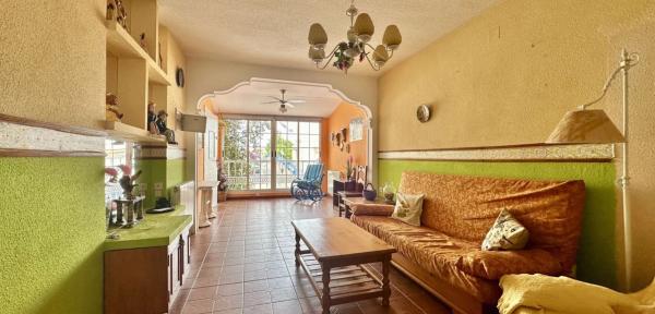 Chalet pareado en calle Cabeza de Manzaneda, 108