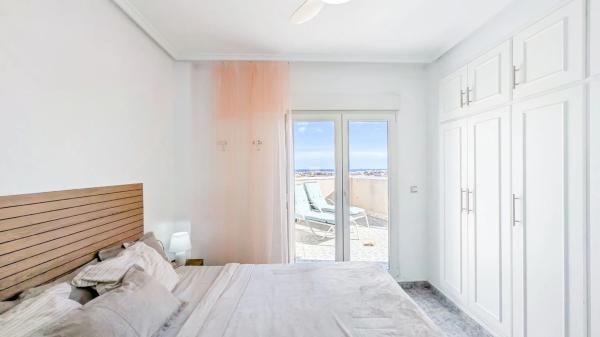 Ático en calle Virgen del Mar, 2