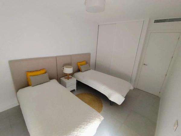 Chalet adosado en calle Fray Luis de León, 4