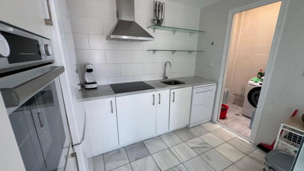 Casa independiente en calle Maria San Gil Noain