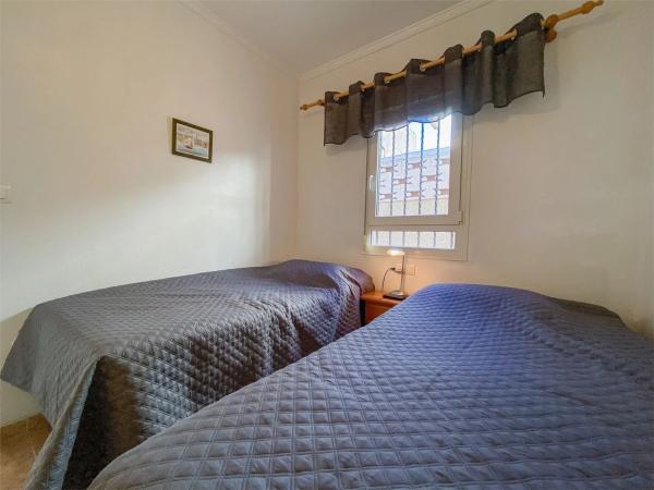 Chalet adosado en calle Tritón