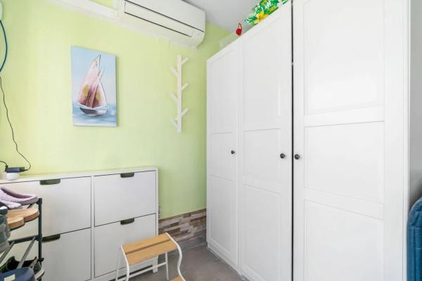 Piso en calle Dublín, 79