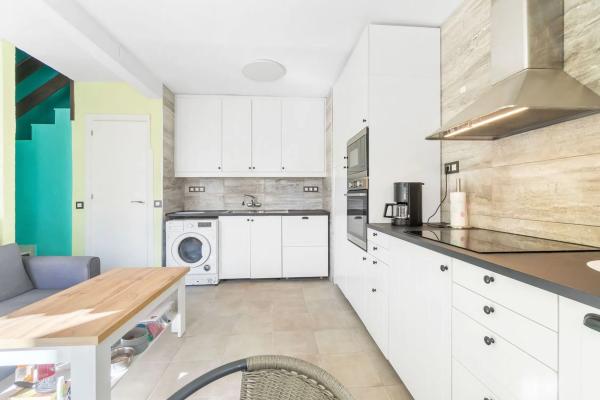 Piso en calle Dublín, 79