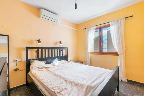 Piso en calle Dublín, 79