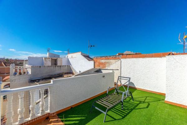 Piso en calle Dublín, 79