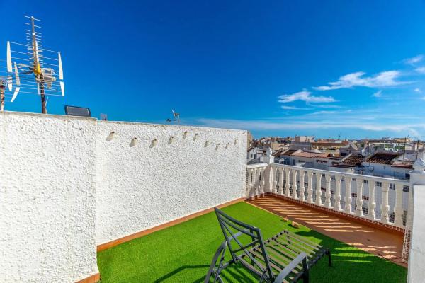 Piso en calle Dublín, 79