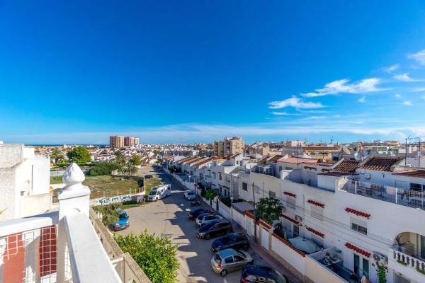 Piso en calle Dublín, 79