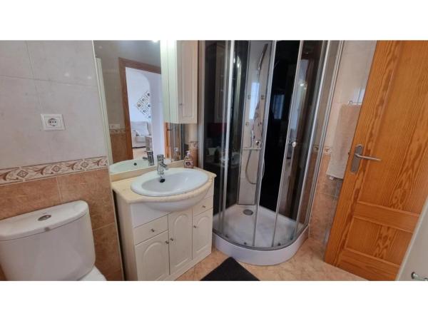 Piso en avenida Corinto, 108 -106