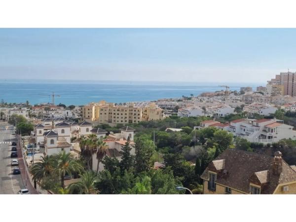 Piso en avenida Corinto, 108 -106