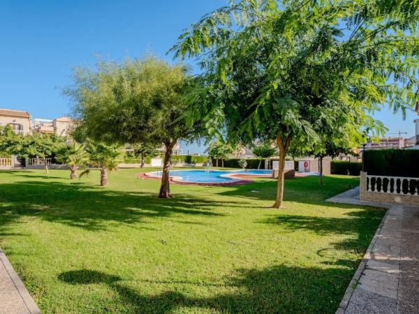 Chalet en calle Argonautas