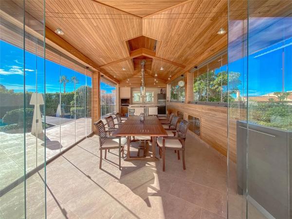 Casa independiente en calle Levante